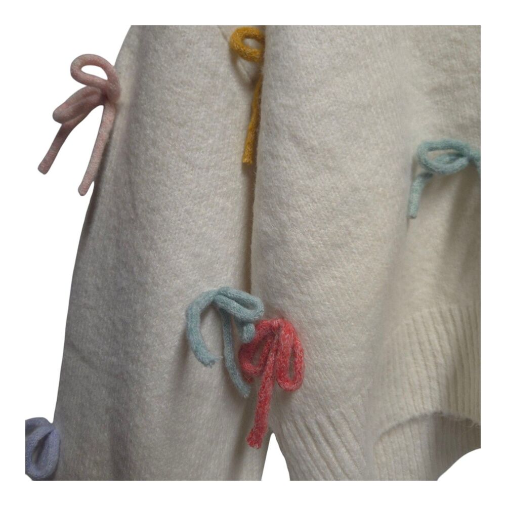 LUNA  IVY  3D Bow‎ Coquette Cream Sweater Cardigan Size SMALL NWT - Picture 4 of 4